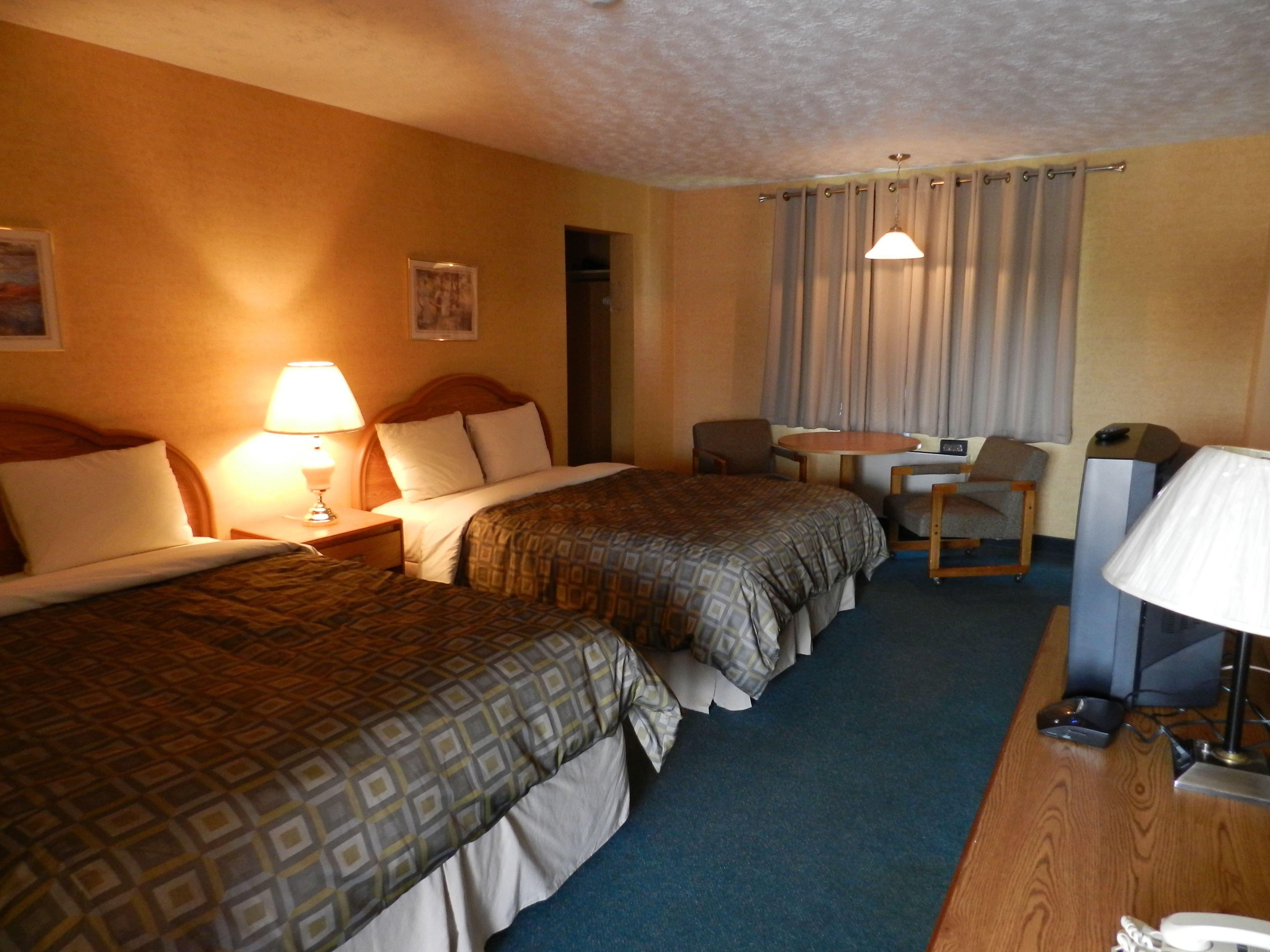 KINGS INN NEAR THE FALLS | ⋆⋆⋆ | NIAGARA FALLS, CANADA | SEASON DEALS ...